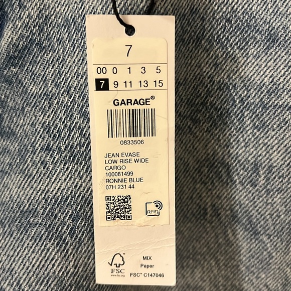 NWT cargo denim jeans - Picture 4 of 8
